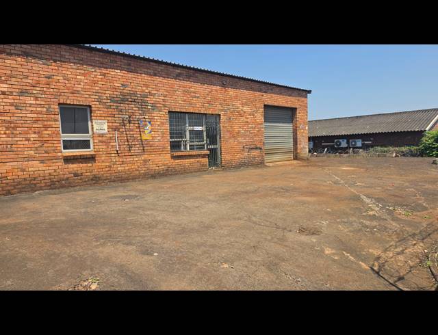 190M² WORKSHOP TO LET IN EMPANGENI RAIL